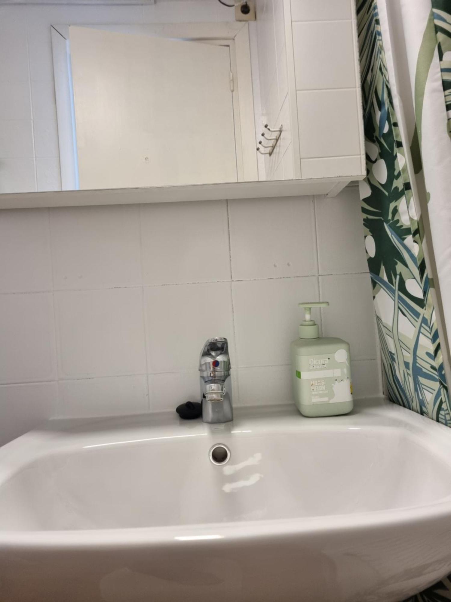 Comfortable One Bedroom Huoneisto *