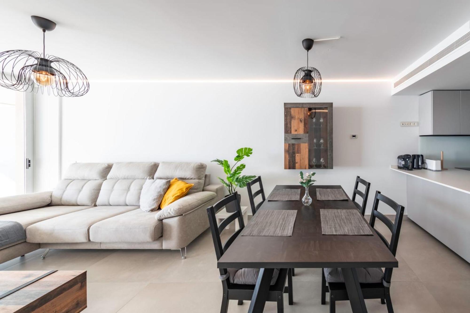 Serene Seaview Retreat In Higueron: 2br Oasis Fuengirola