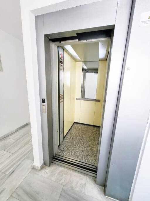 Atico Oviedo 50m Parking Center Wifi Apartment Fuengirola