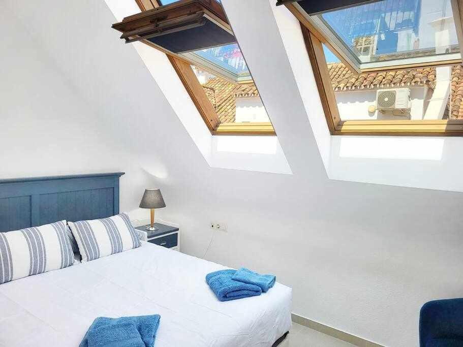 Apartment Atico Oviedo 50m Parking Center Wifi