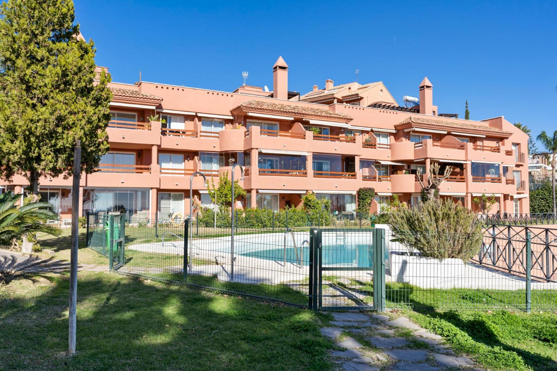 Torreblanca Family Flat With Pool By Costarentals - Ref 63 Apartamento Fuengirola