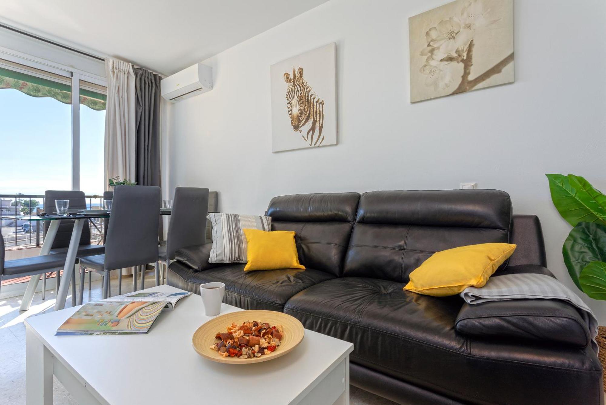Apartamento Con Terraza Vista Mar By Rent Me