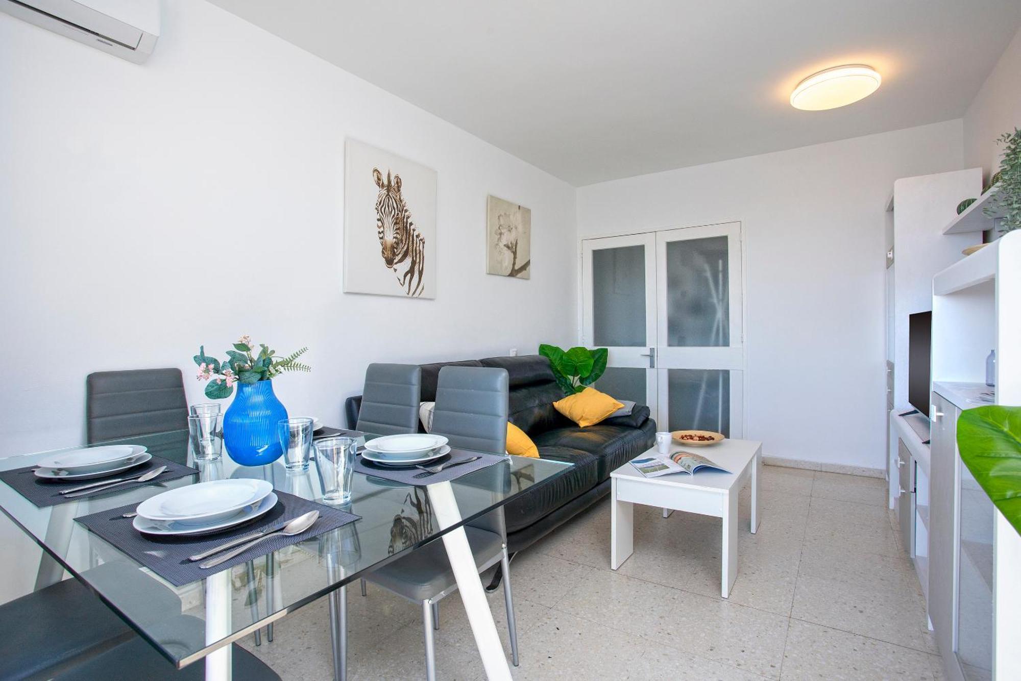 Con Terraza Vista Mar By Rent Me Fuengirola