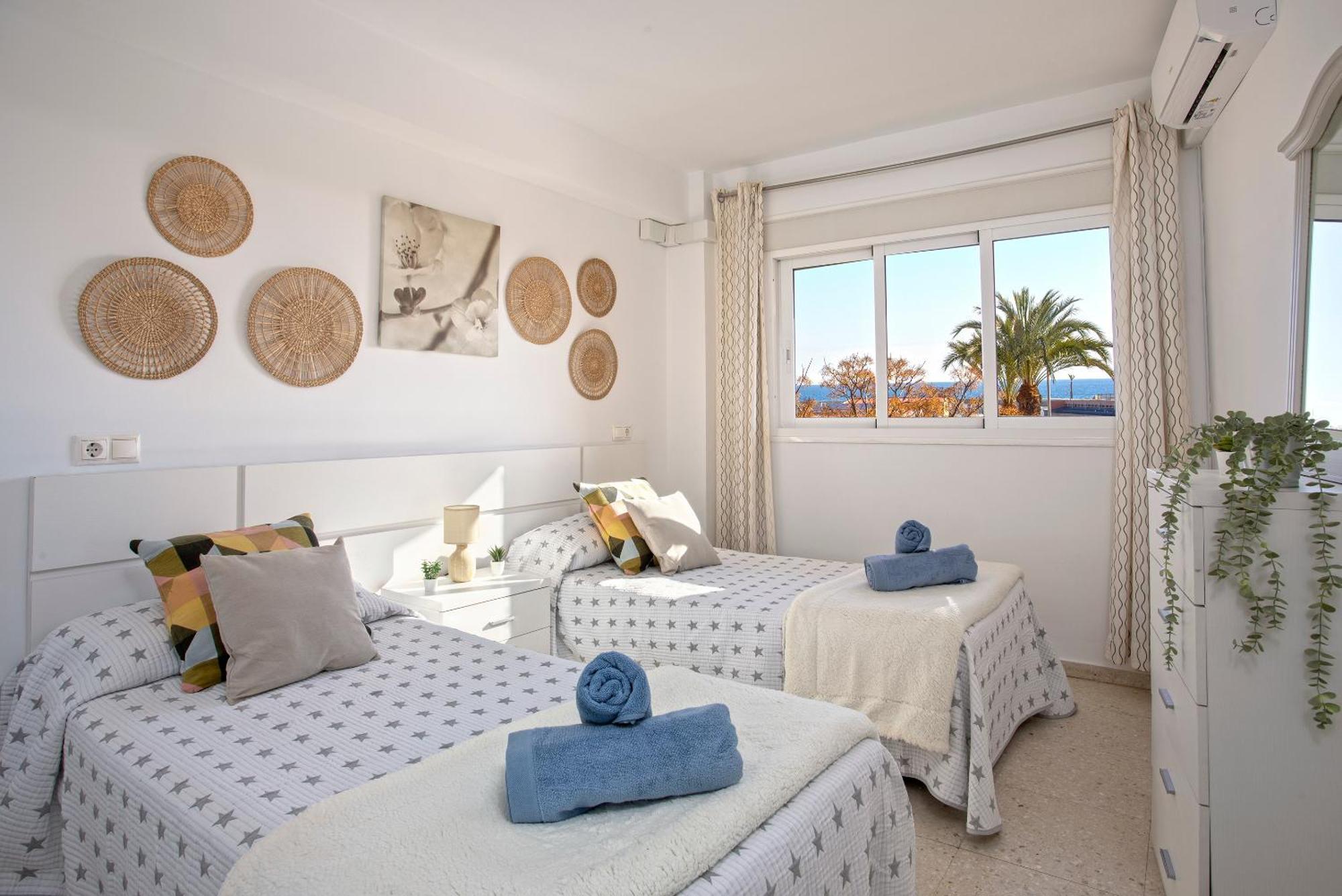 Con Terraza Vista Mar By Rent Me Fuengirola