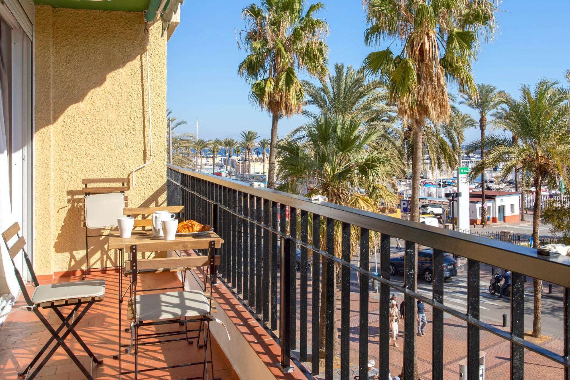 Apartamento Con Terraza Vista Mar By Rent Me *