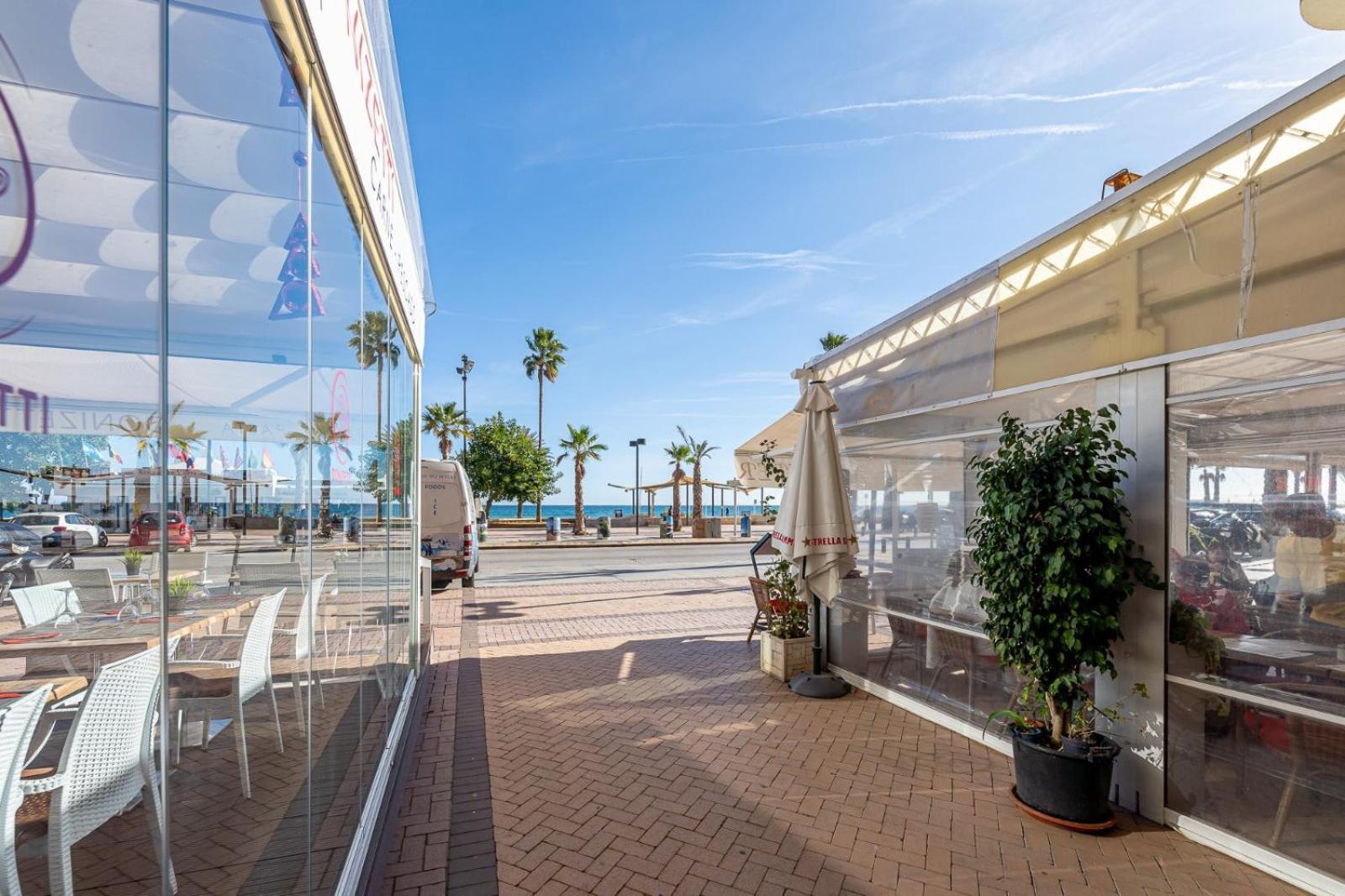 797 Rentals- Renovado Piso En El Paseo Maritimo * Fuengirola