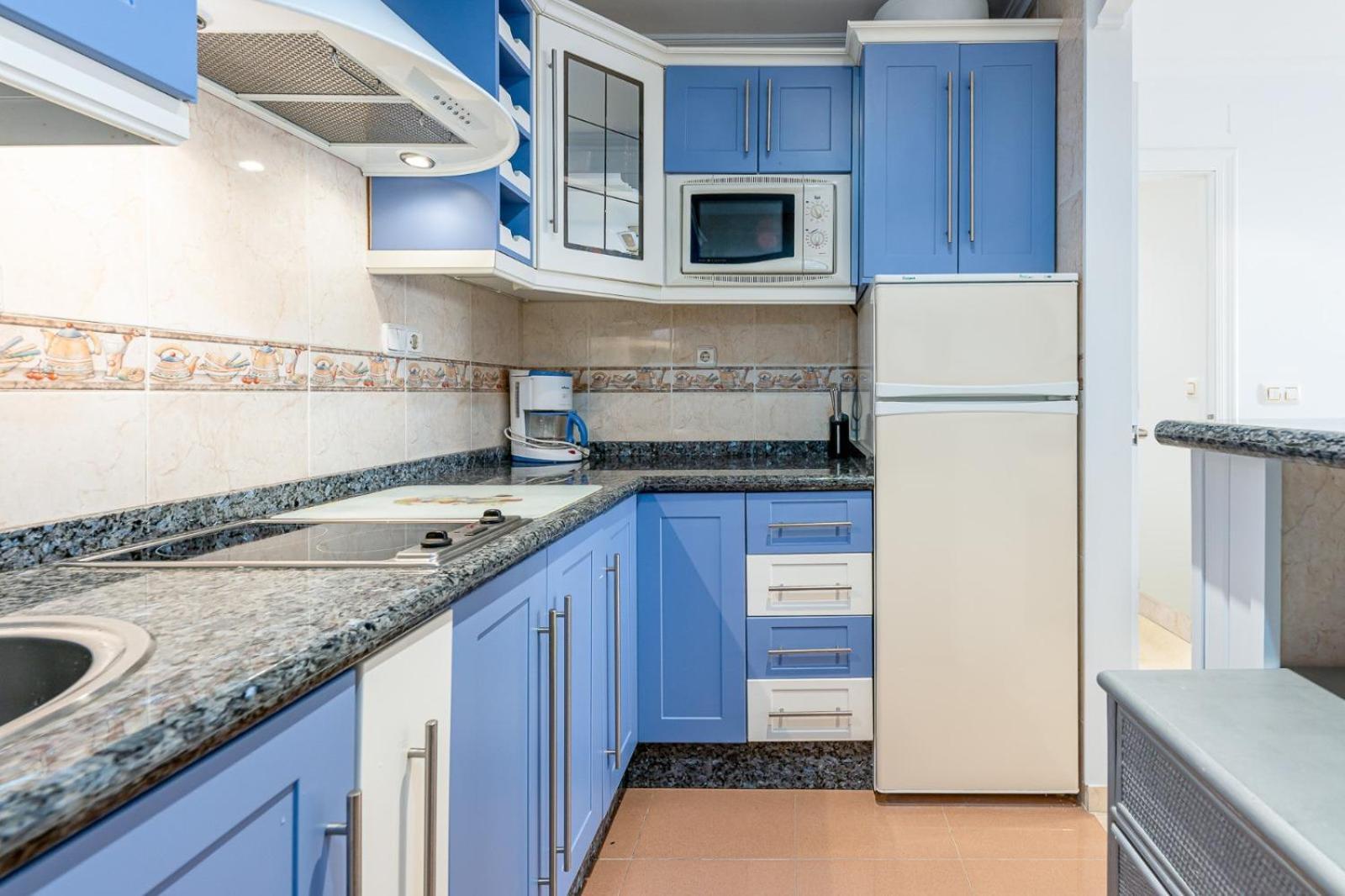 797 Rentals- Renovado Piso En El Paseo Maritimo Fuengirola