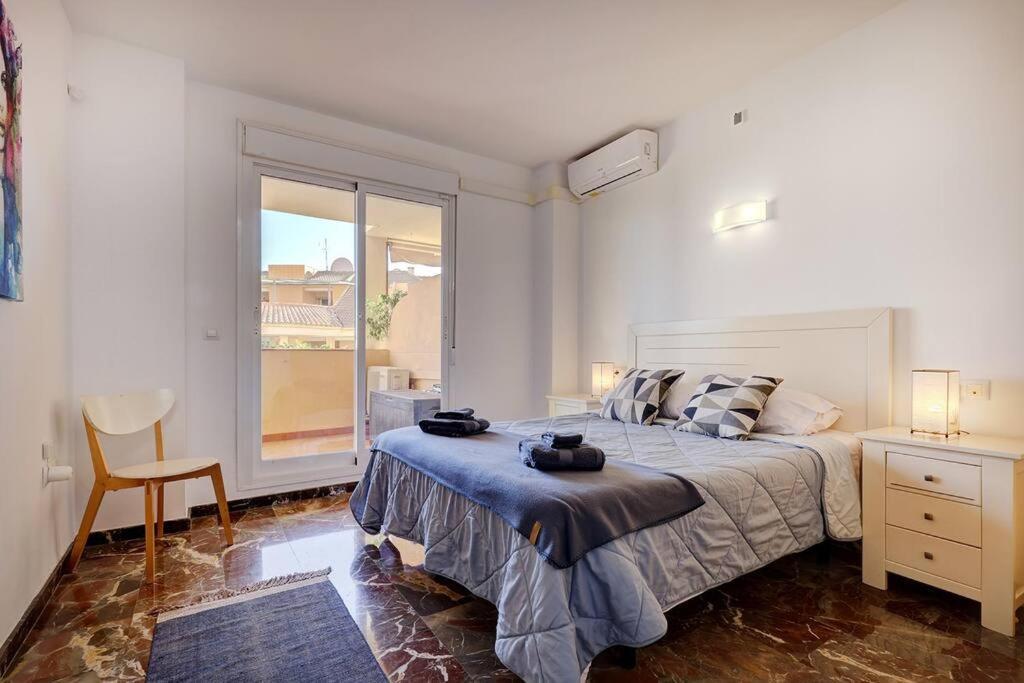 Spacious 2 Bedroom With Sea View! Fuengirola