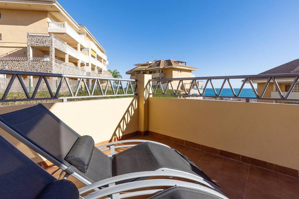 Spacious 2 Bedroom With Sea View! Apartment