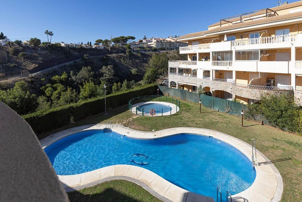 Spacious 2 Bedroom With Sea View! Huoneisto *