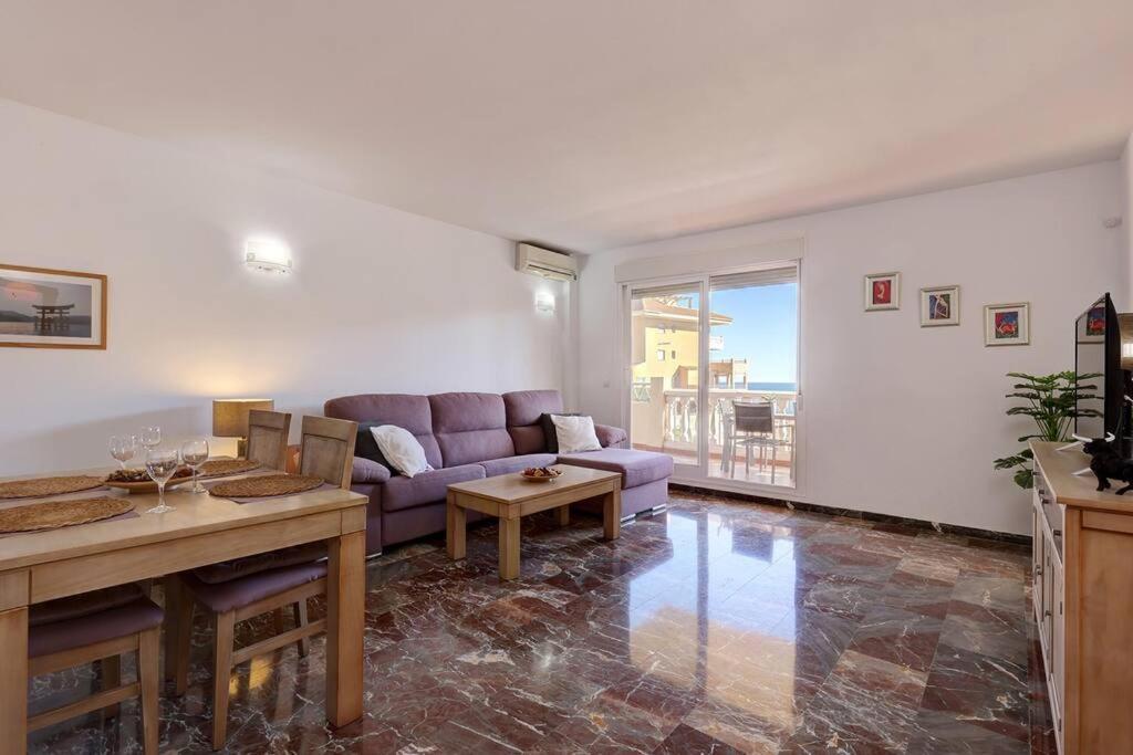 Spacious 2 Bedroom With Sea View! Fuengirola