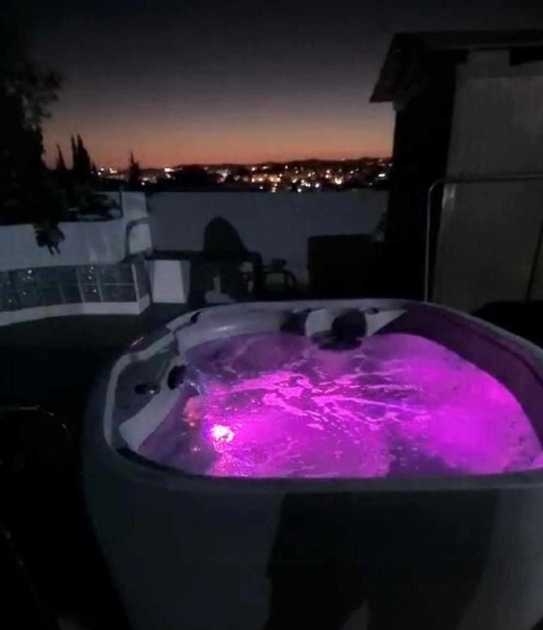 Penthouse With Private Roof Terrace And Jacuzzi * Fuengirola