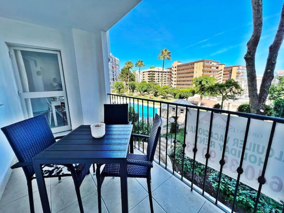 Luminoso Y Espacioso Apartamento De Playa! Fuengirola