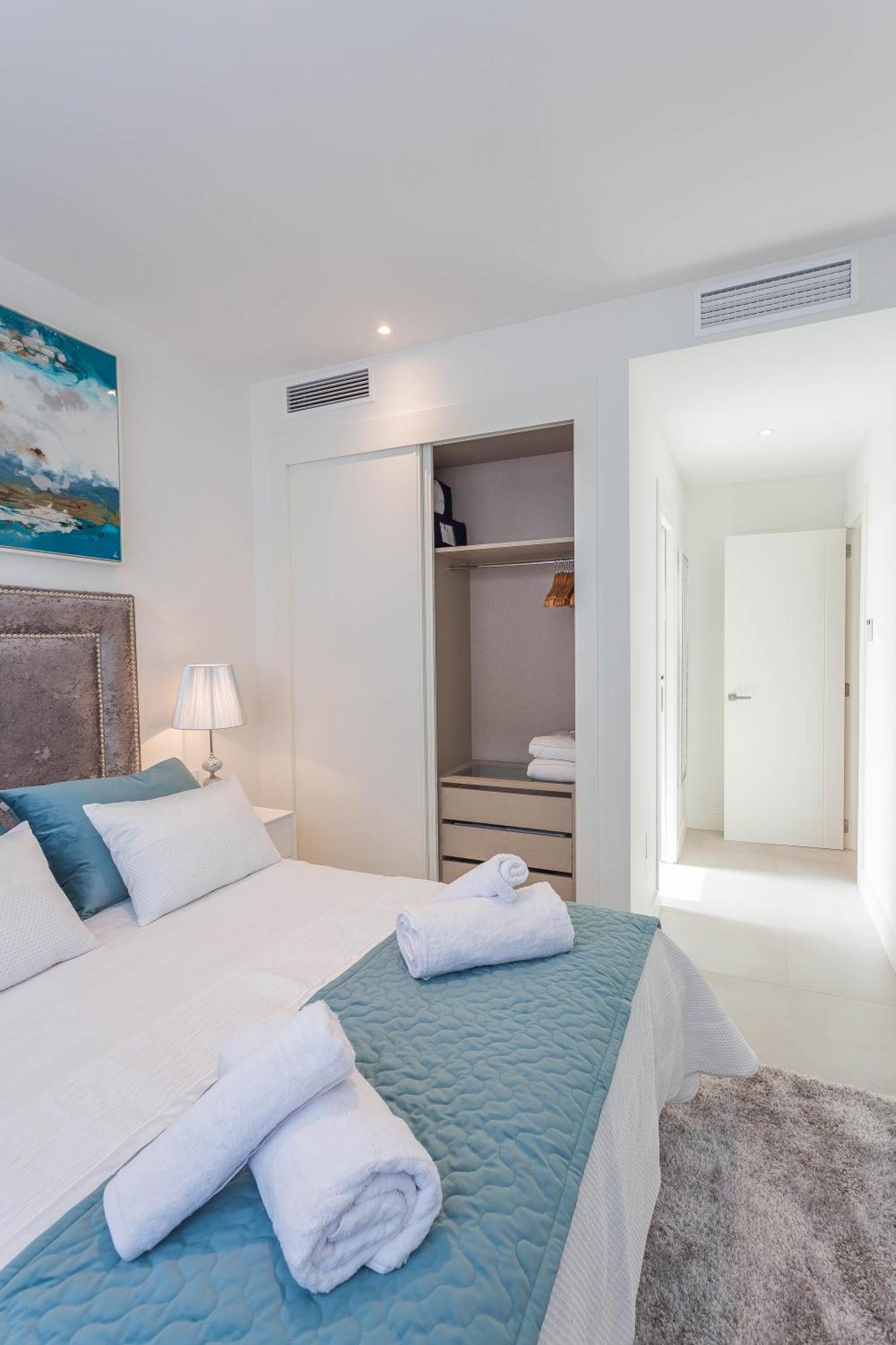 Luxury 2br Seaviews - Santa Barbara Heights