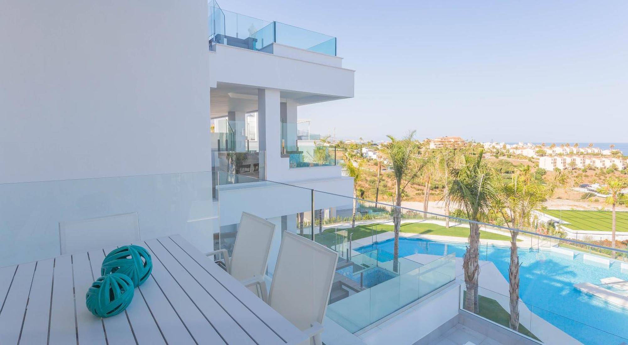 Luxury 2br Seaviews - Santa Barbara Heights Apartment *