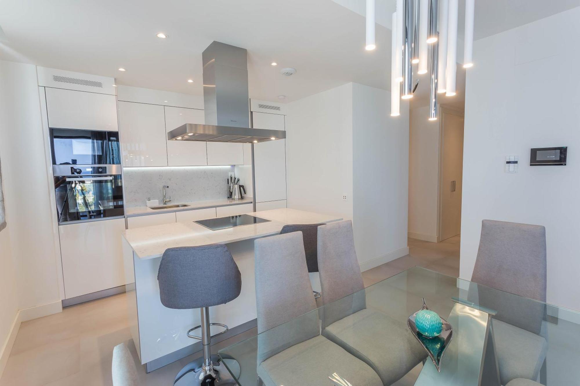Apartment Luxury 2br Seaviews - Santa Barbara Heights