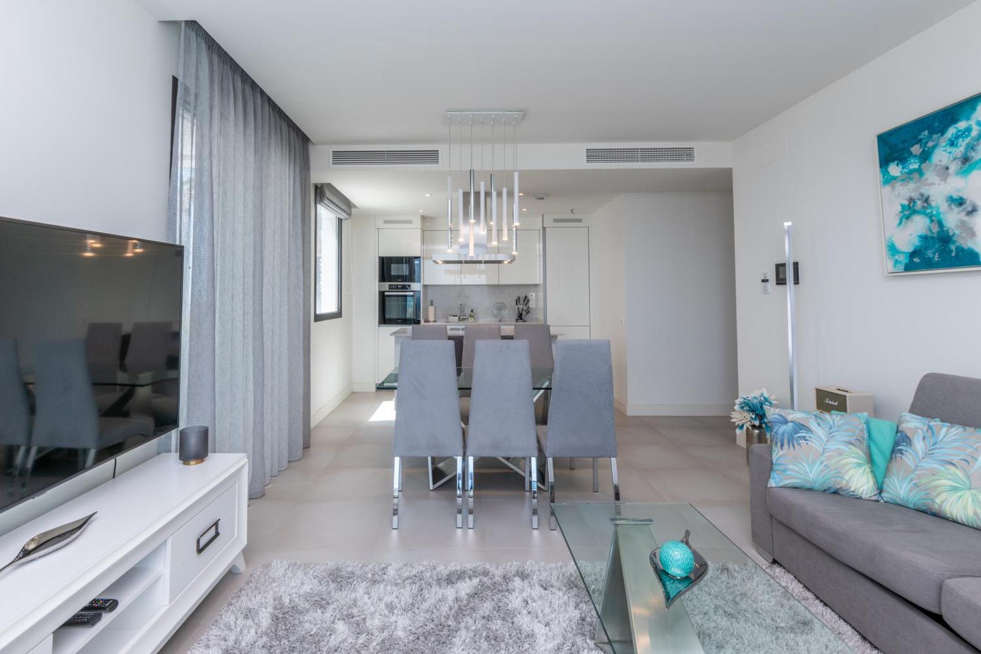 Luxury 2br Seaviews - Santa Barbara Heights Apartment *
