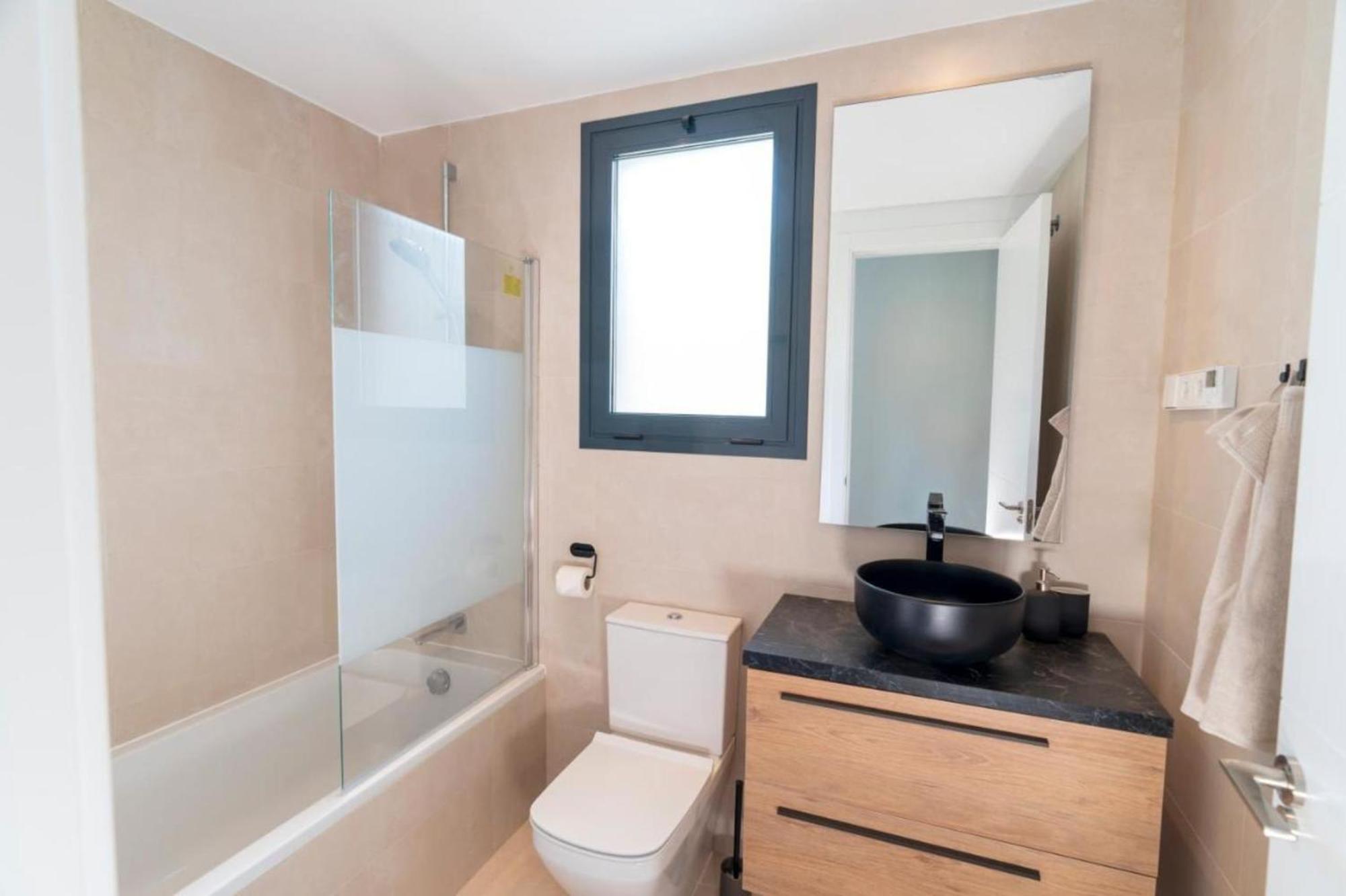Huoneisto Stunning Modern In Middel Views Higueron Fuengirola