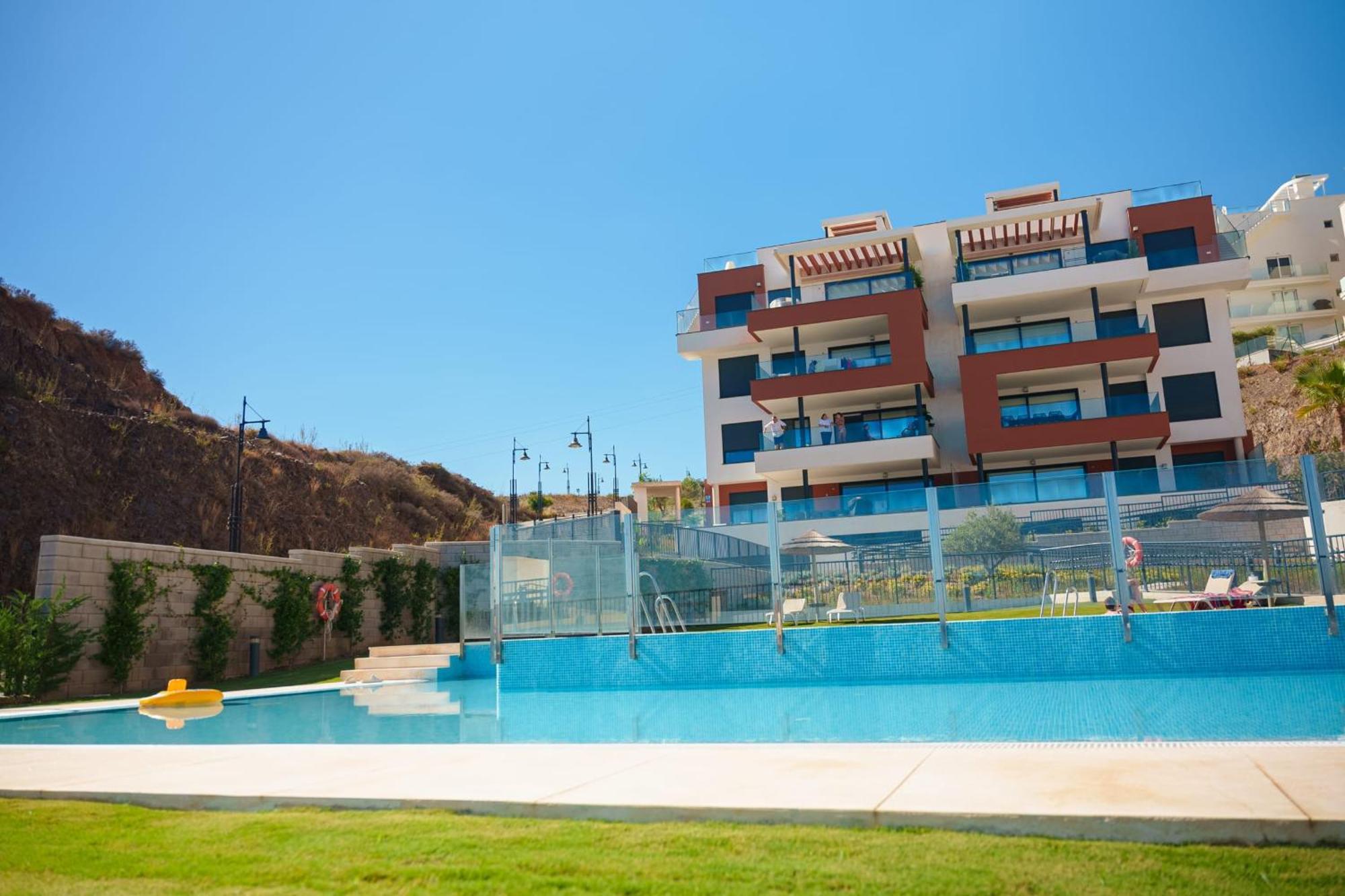 Stunning Modern In Middel Views Higueron Fuengirola