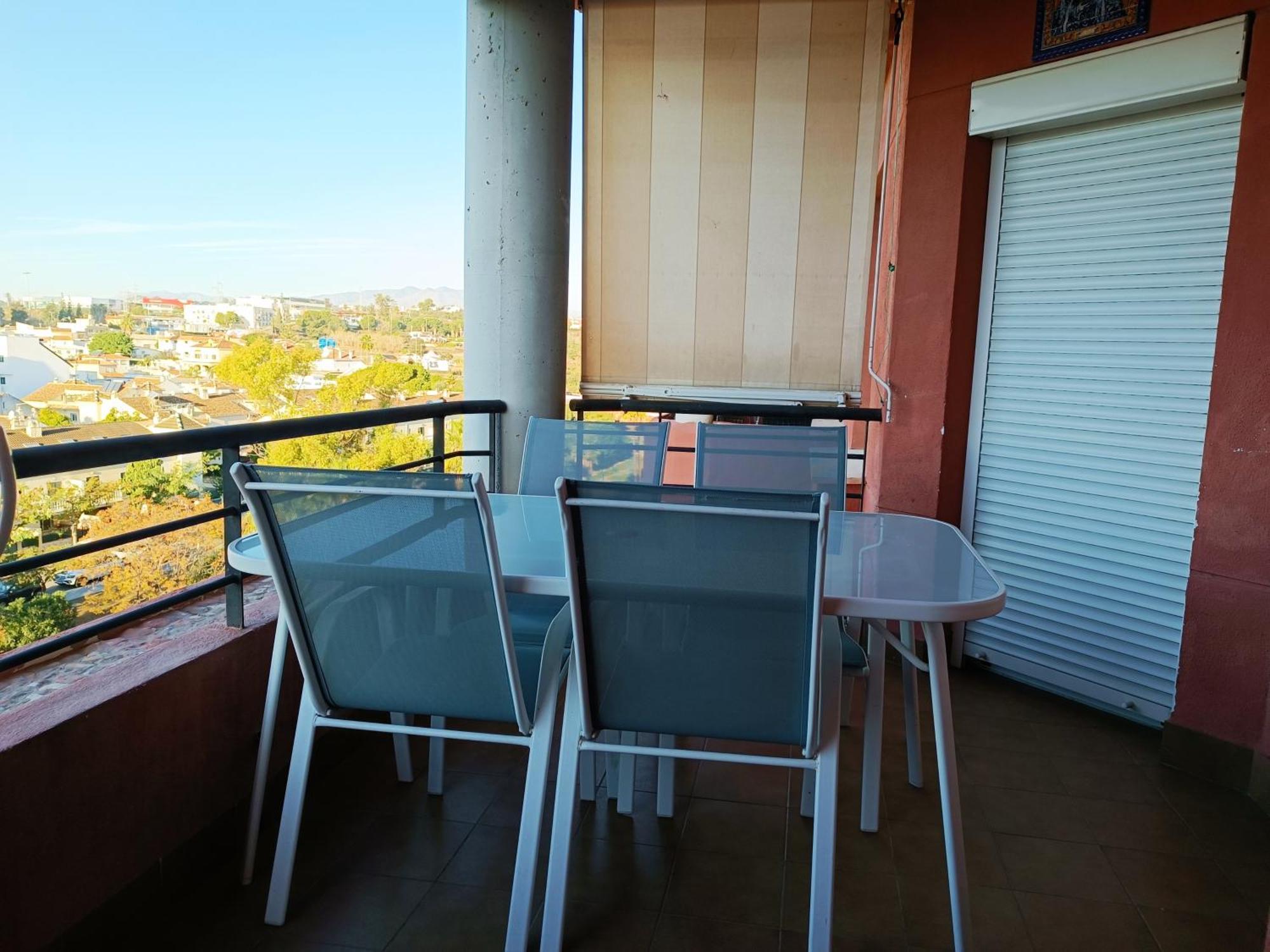 Gua - 4 Dorm, 8 Pers, Piscinas, Jardines, Parking, Playa *