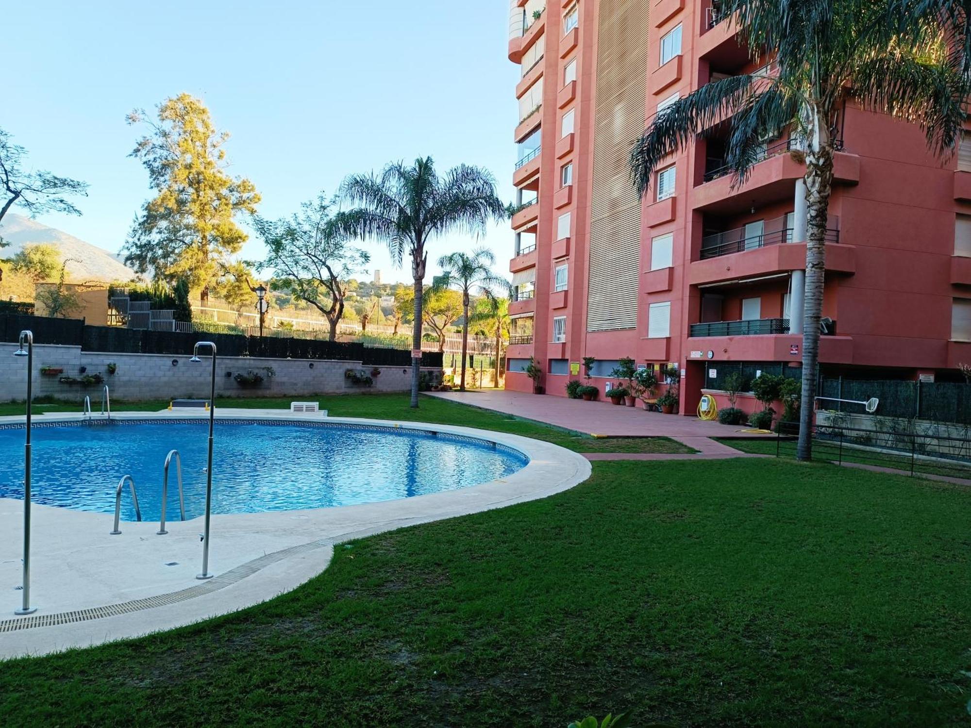 Gua - 4 Dorm, 8 Pers, Piscinas, Jardines, Parking, Playa * Fuengirola
