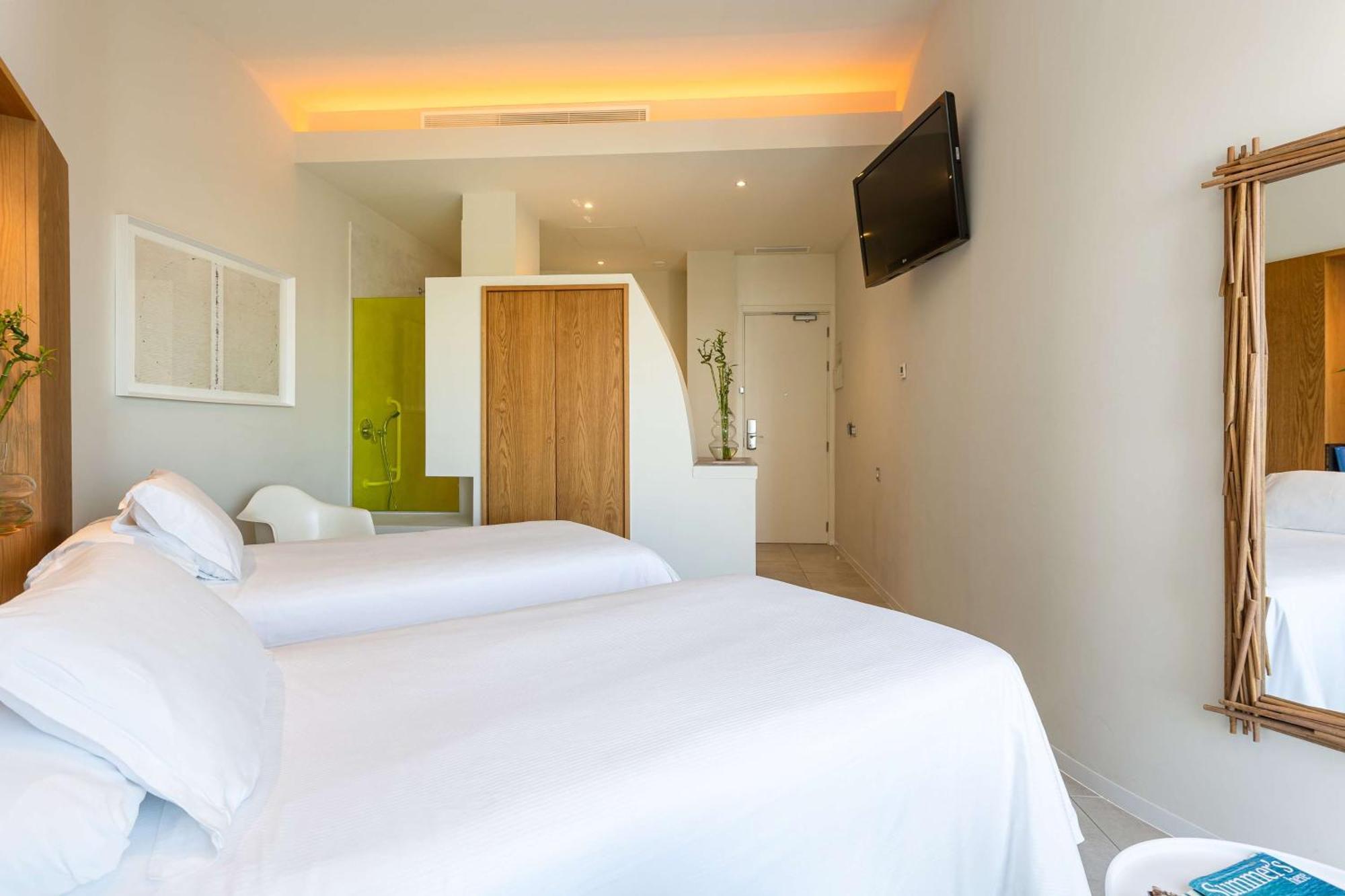 Higueron Curio Collection By Hilton (adults Only) 5*