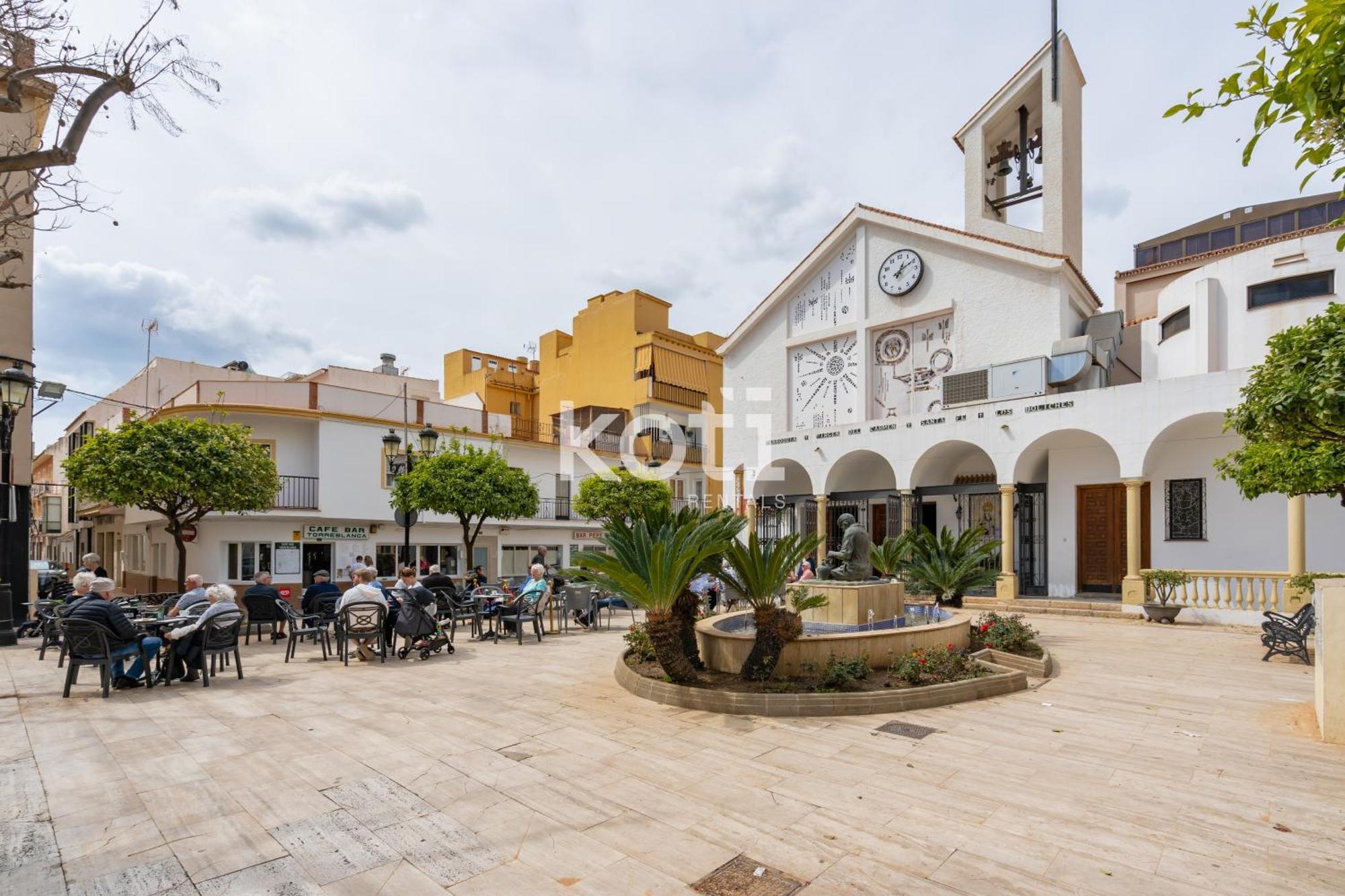Sandy Karhun Koti * Fuengirola