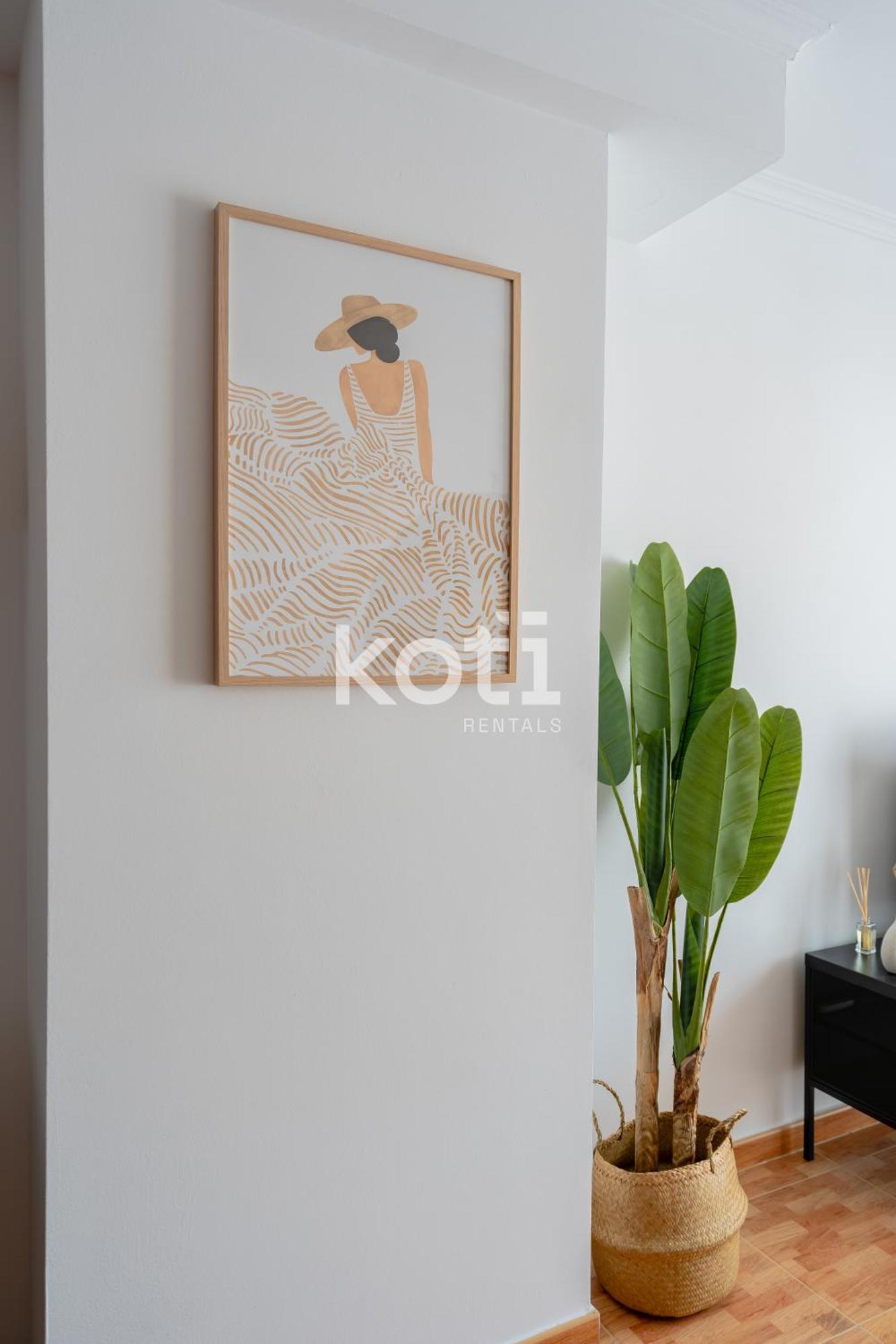 Sandy Karhun Koti * Fuengirola
