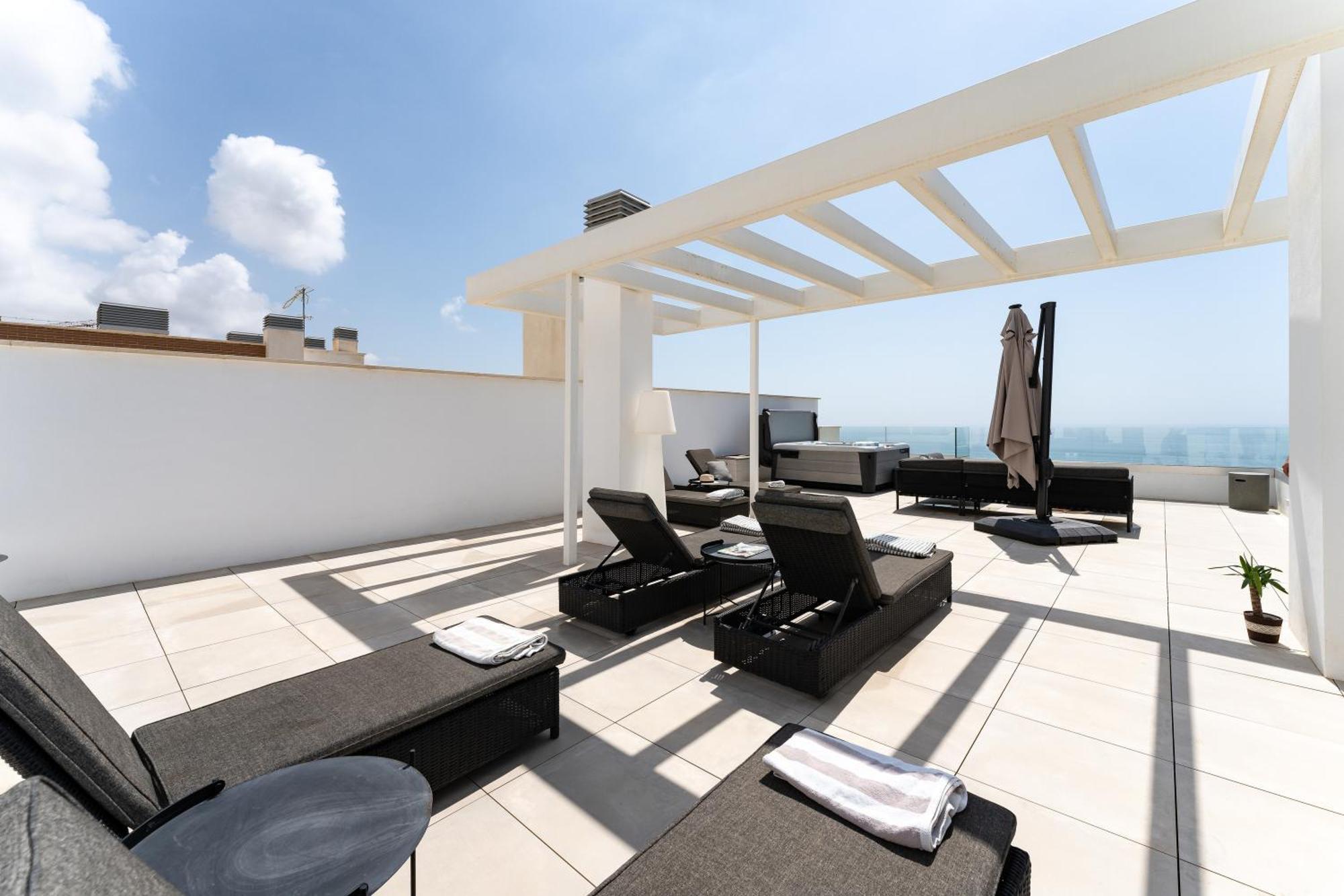 Luxury Penthouse With Rooftop Apartment Fuengirola