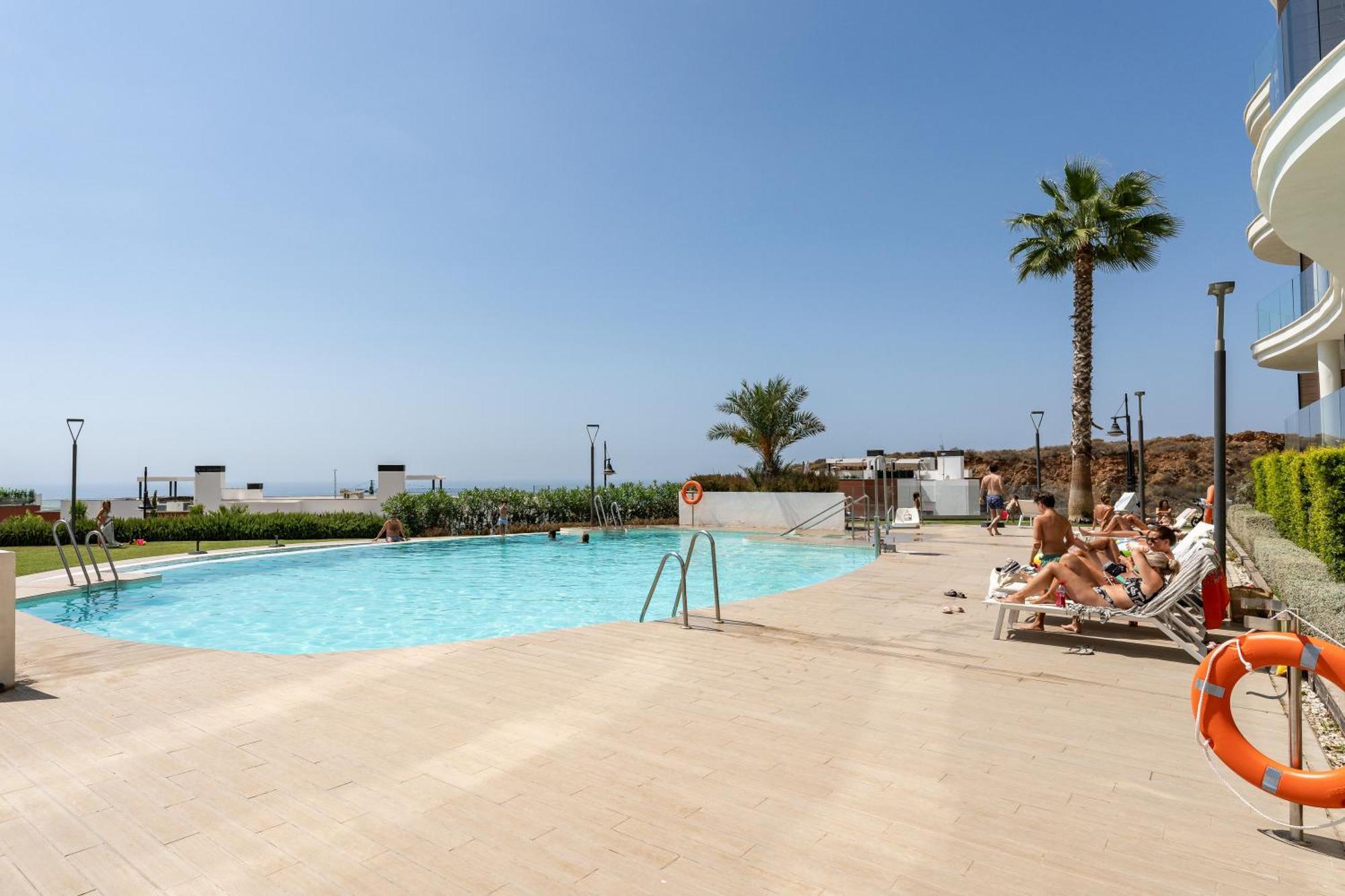 Luxury Penthouse With Rooftop Apartamento Fuengirola