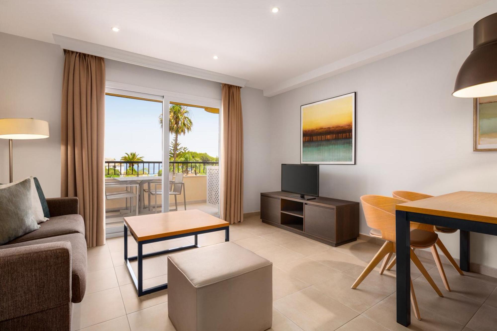 Ramada & By Wyndham Costa Del Sol Aparthotel