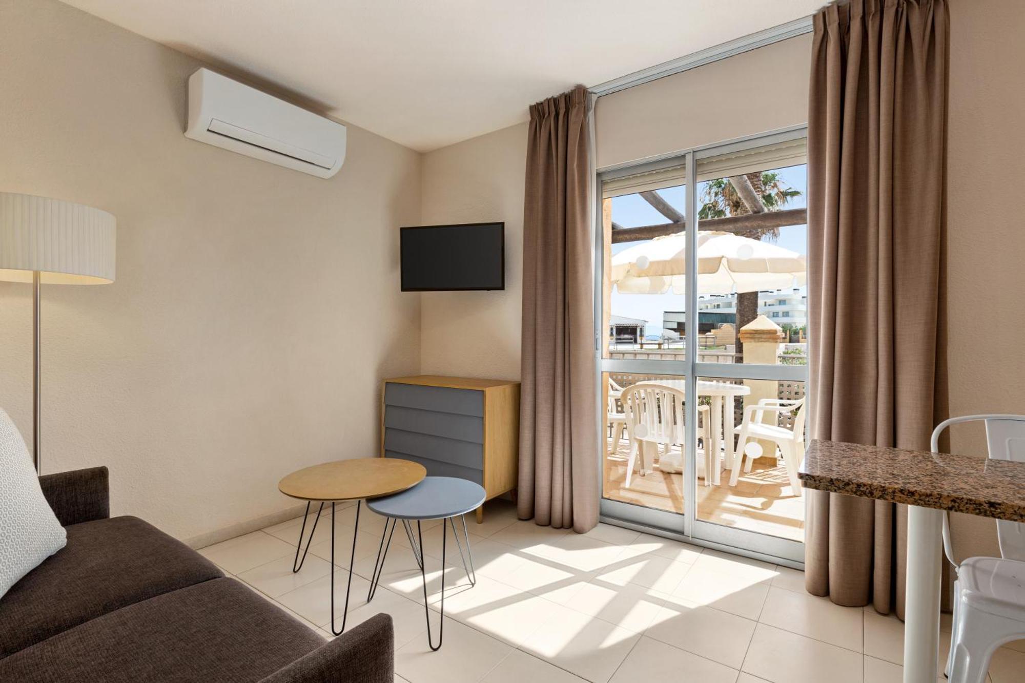 Ramada & By Wyndham Costa Del Sol Aparthotel 3*