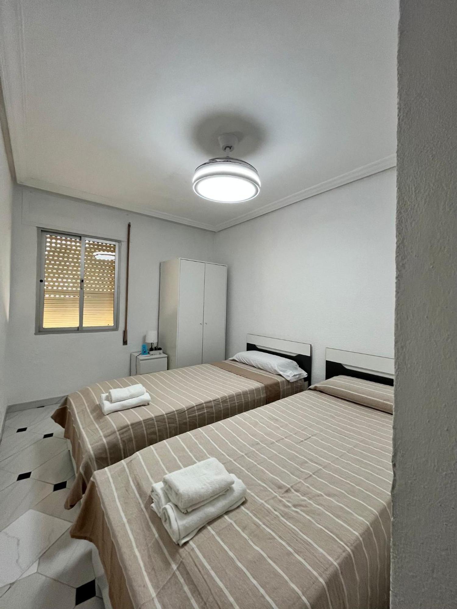 Apartment Turistico En El Centro De Fuengirola, Malaga.