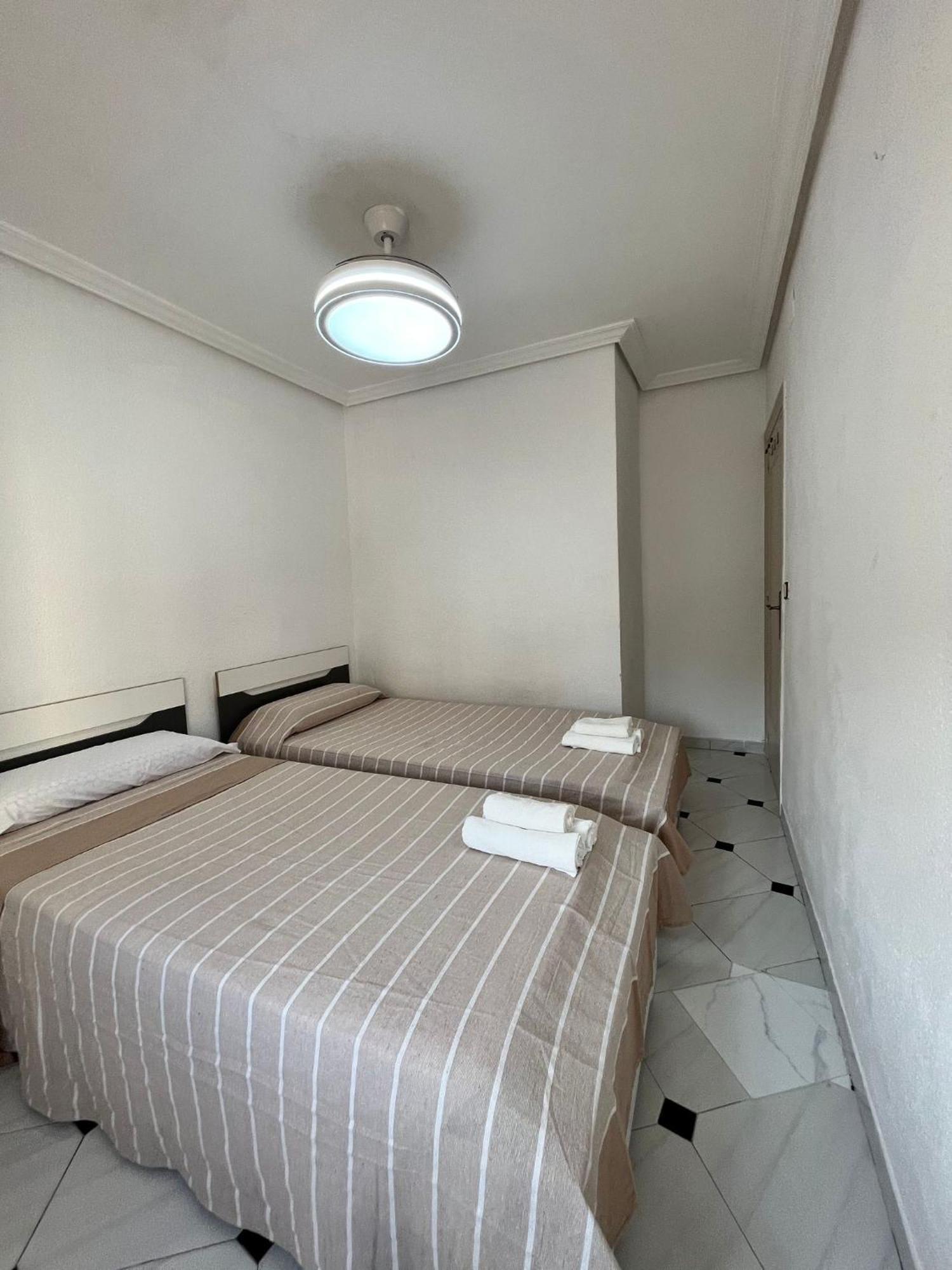 Turistico En El Centro De Fuengirola, Malaga. Apartment