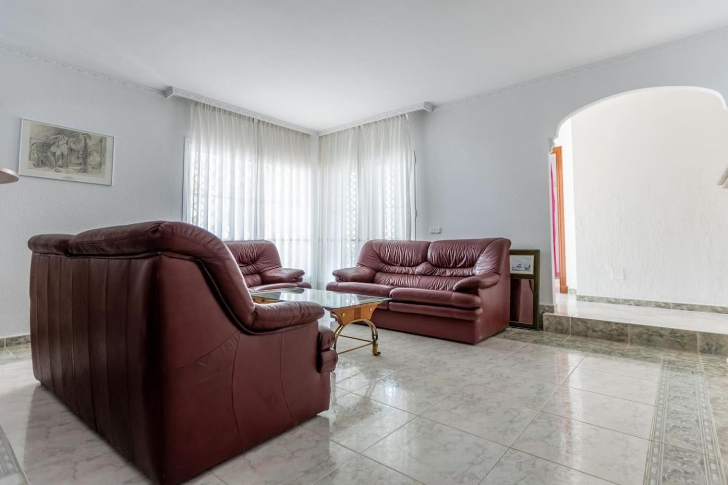 W Private Pool, Bbq And Your Own Pool Table Fuengirola