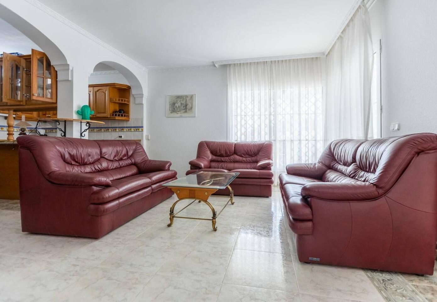W Private Pool, Bbq And Your Own Pool Table Villa Fuengirola