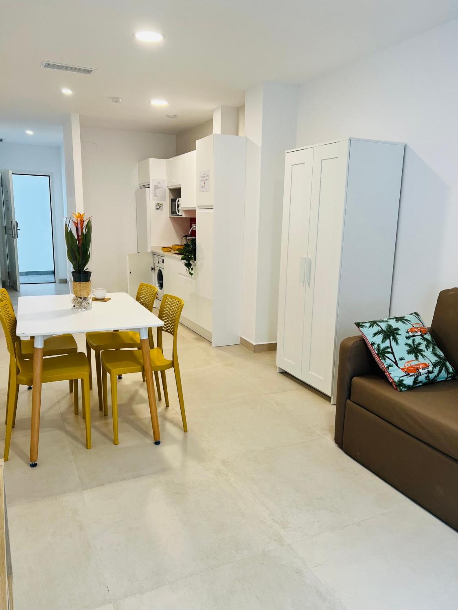 Bnbook Medea 2 Aparthotel *
