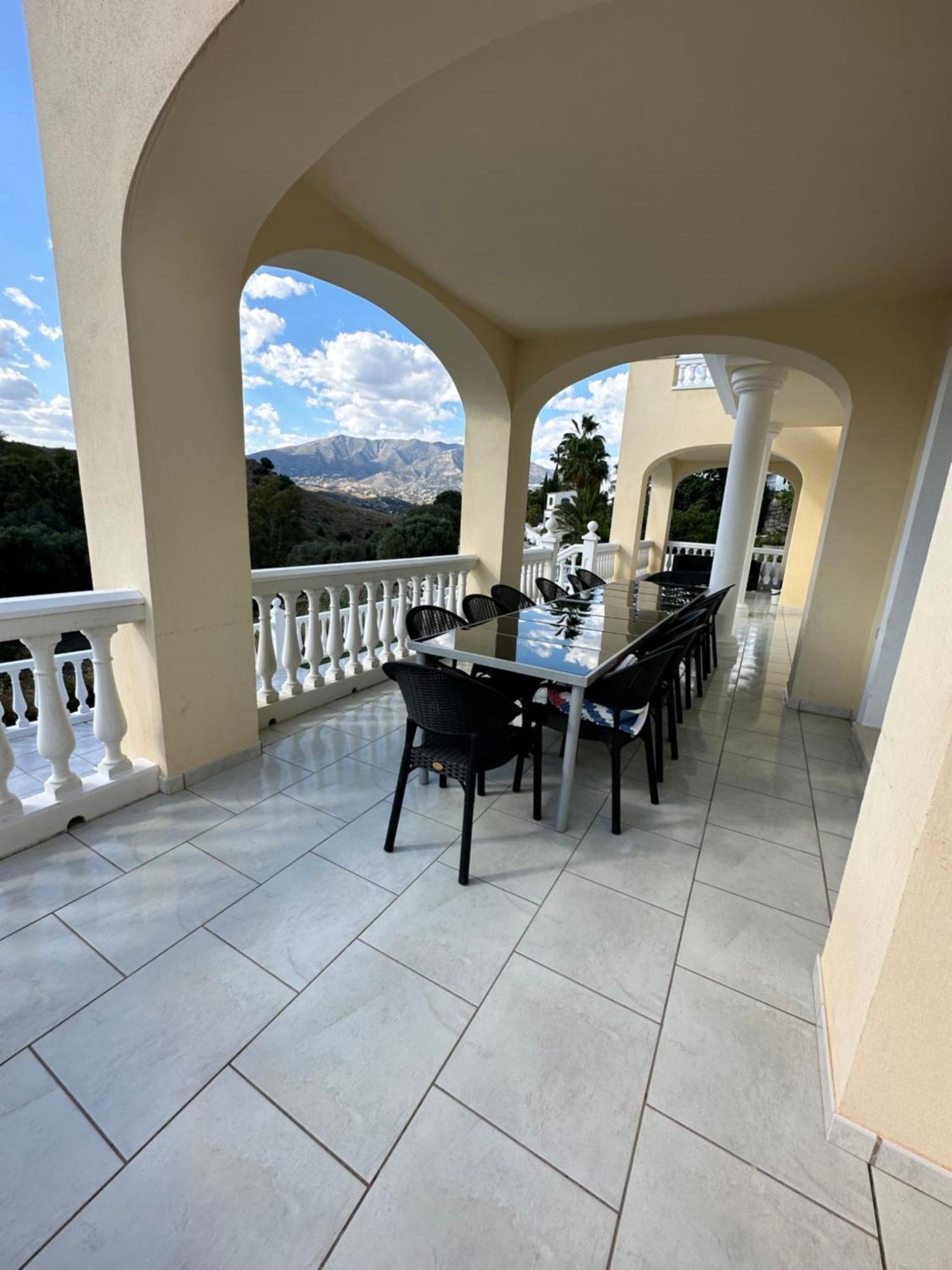 Villa Lissa Luxe Fuengirola