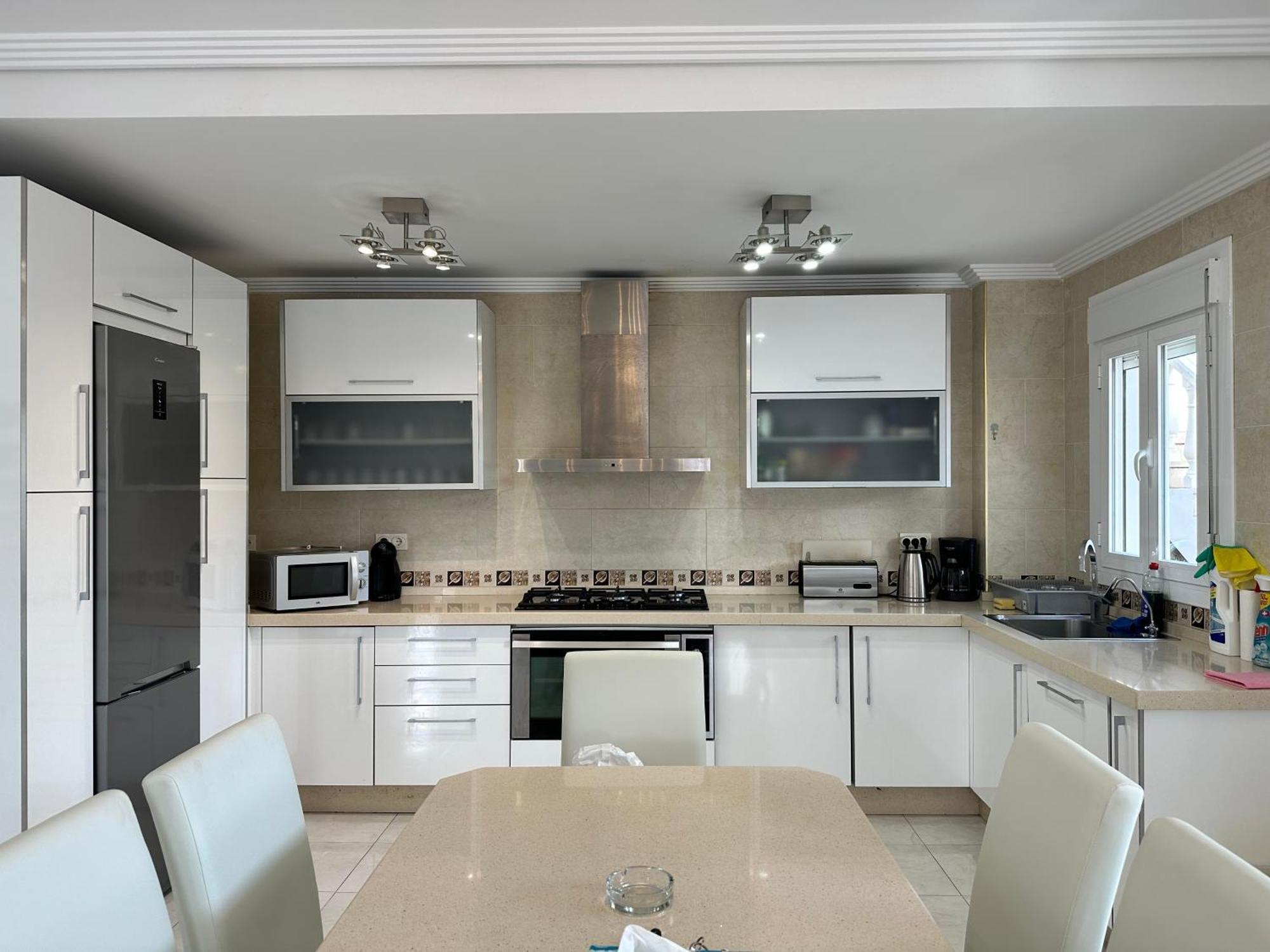 Lissa Luxe Fuengirola