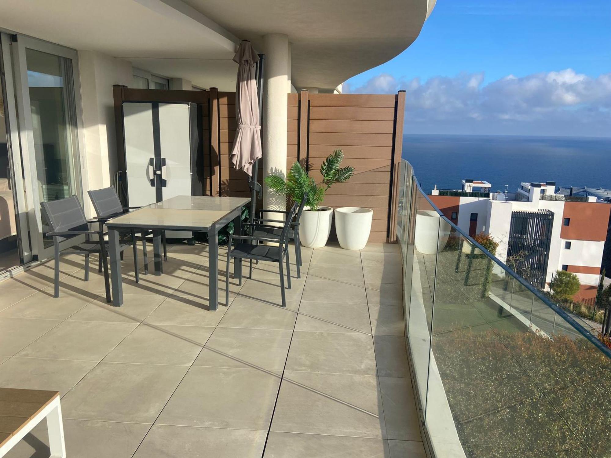 Apartment Sea Breeze *