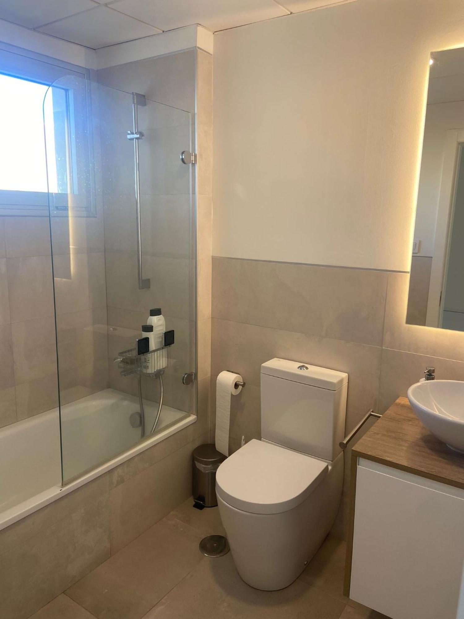 Sea Breeze Apartment