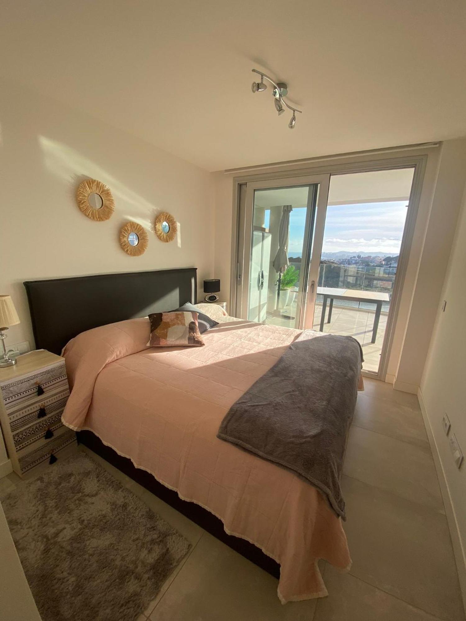 Apartment Sea Breeze *