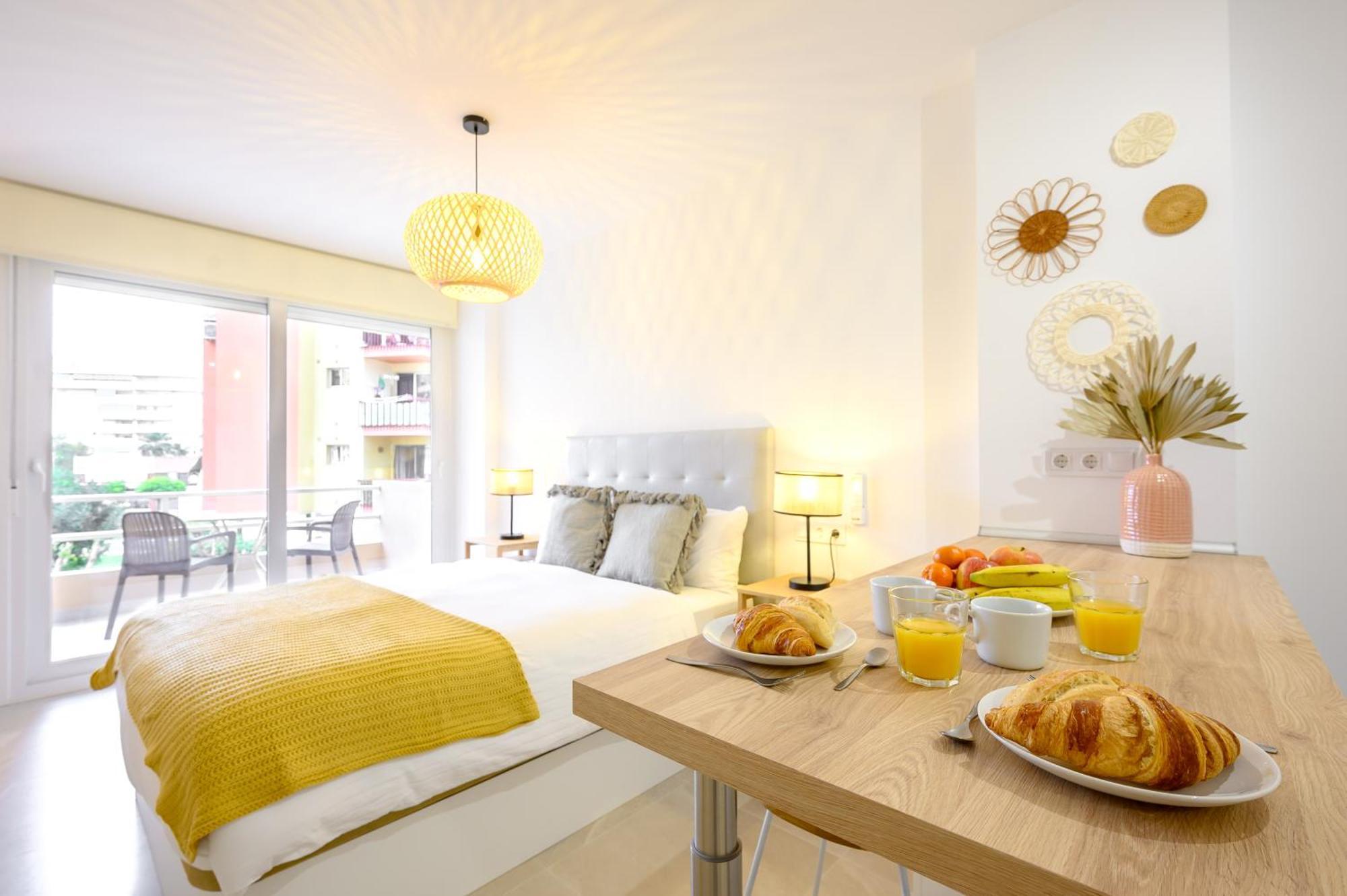 New Studio, Terrace, Parking, And Pool By 10tosea Apartment
