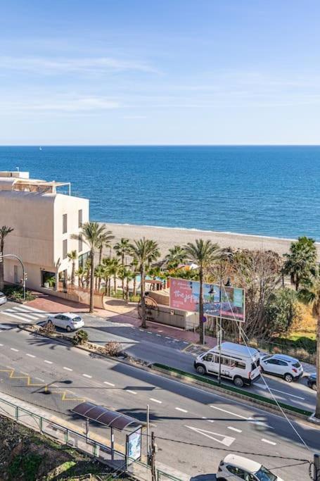 Amazing Sea View From The Comfort Of The Jacuzzi Apartment Fuengirola