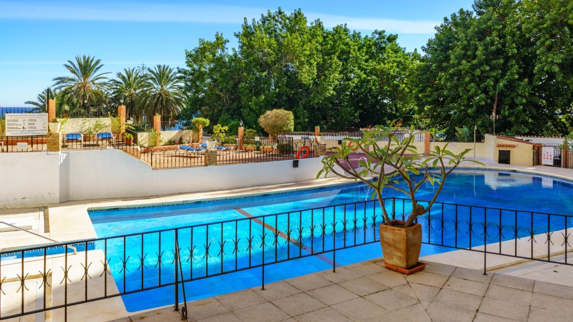 Seaside Bliss: 3 Bedroom With A View * Fuengirola