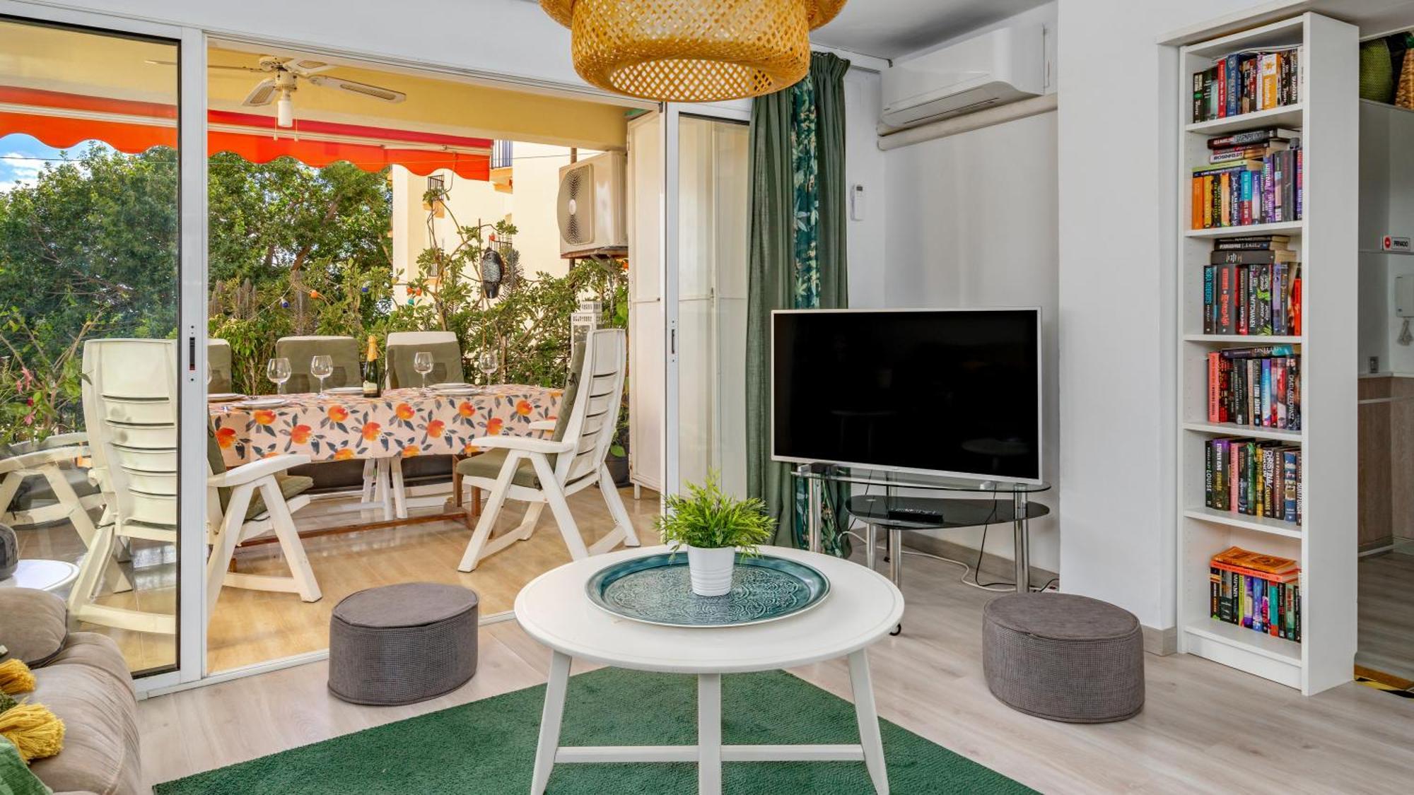 Appartement Seaside Bliss: 3 Bedroom With A View