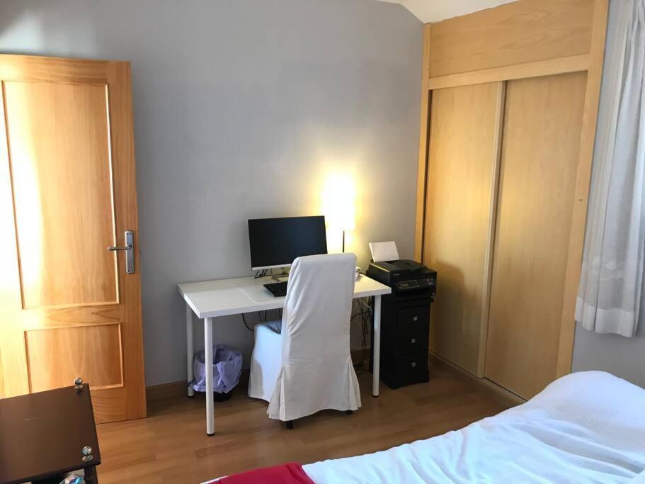 Carvajal, 2-bedroom Sea View Penthouse Apartment Fuengirola