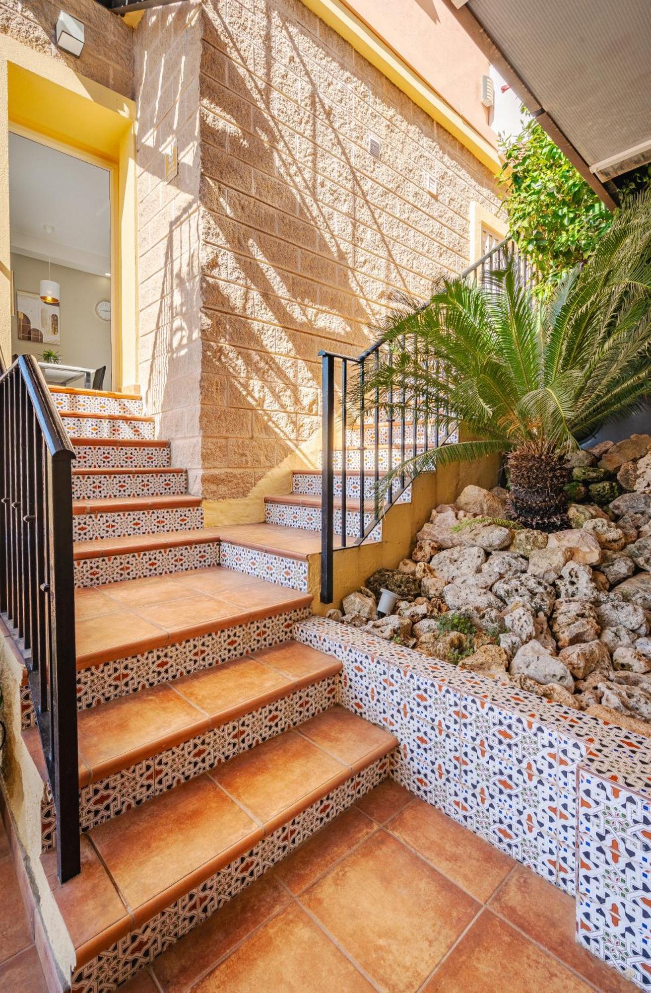 Villa Bella Vista - Modern Private With 5 Bedrooms, Divided Into 2 Apartments, Sea View, And Pool