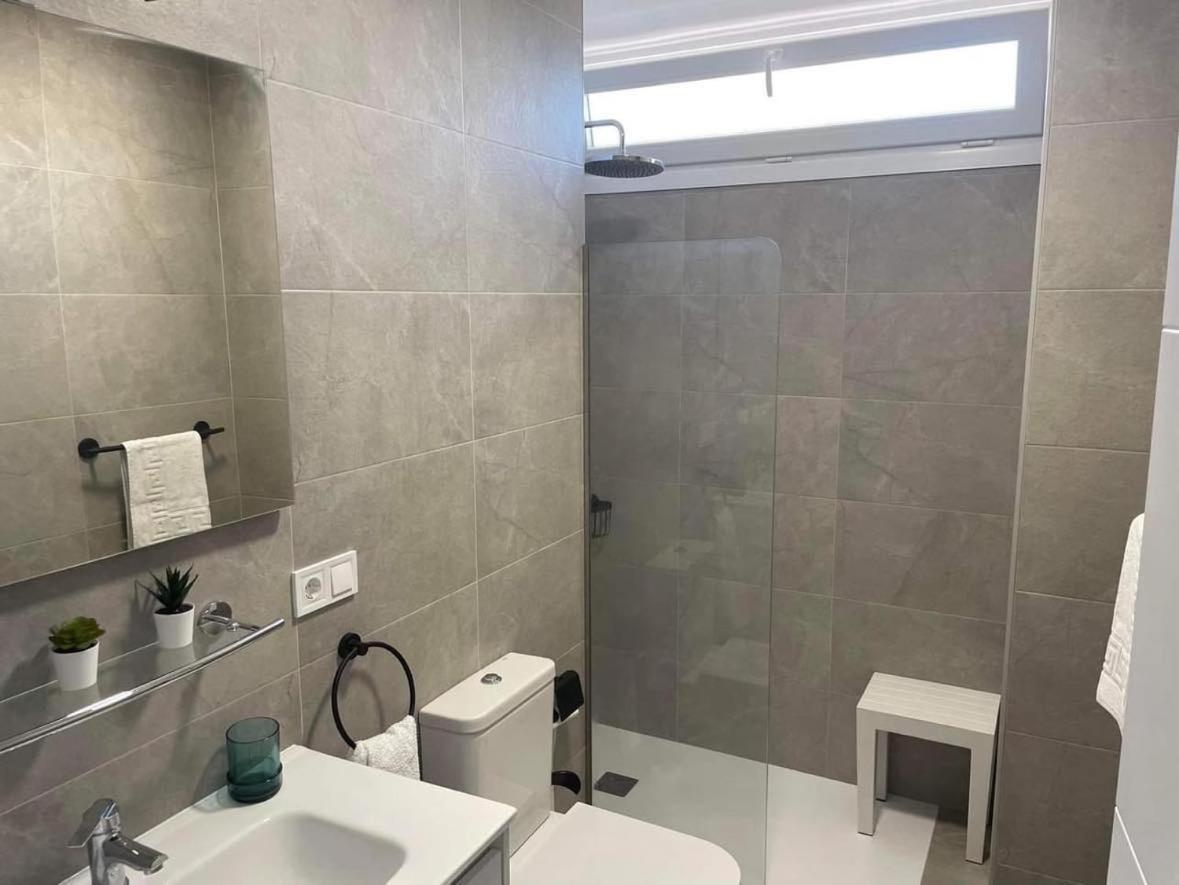 Front Line Paseo Maritimo 33 Perla 6 Malaga Spain Huoneisto *