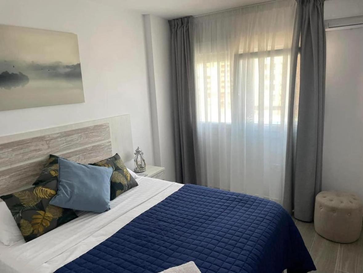 Huoneisto Front Line Paseo Maritimo 33 Perla 6 Malaga Spain